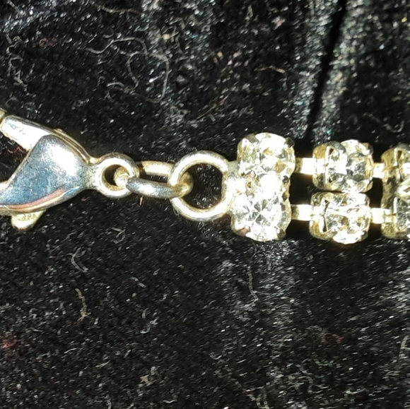 Gorgeous Rhinestone Statement Necklace Graduating Chevron - Picture 13 of 14